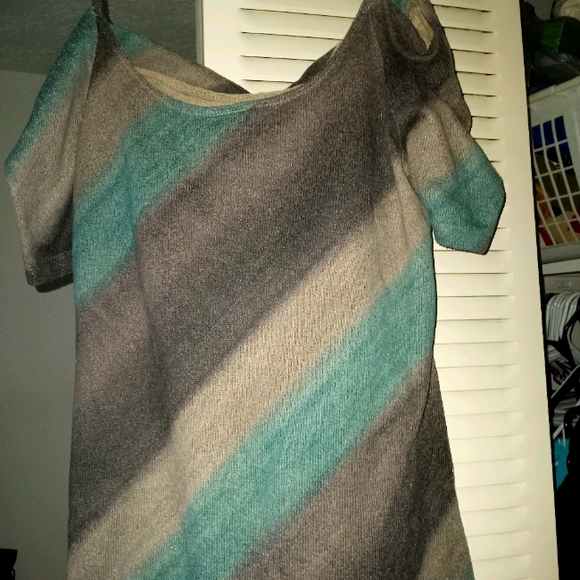 Sweater - Picture 1 of 1